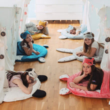Załaduj obraz do przeglądarki galerii, Kidspace: śpiworek Sleepover L
