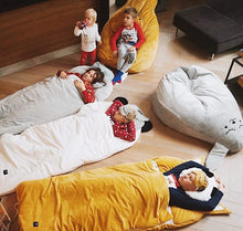 Załaduj obraz do przeglądarki galerii, Kidspace: śpiworek Sleepover L
